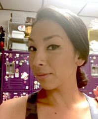 More information about "Classic Updo side bun"