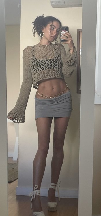MistressVarela5.thumb.jpg.031a11eb3d53eb2df8f86d32ced06d51.jpg