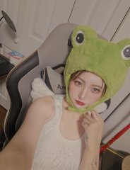 🐸